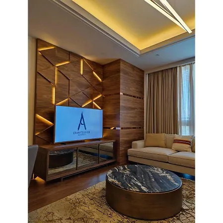 High -monthly Rental- Mall Of * İstanbul