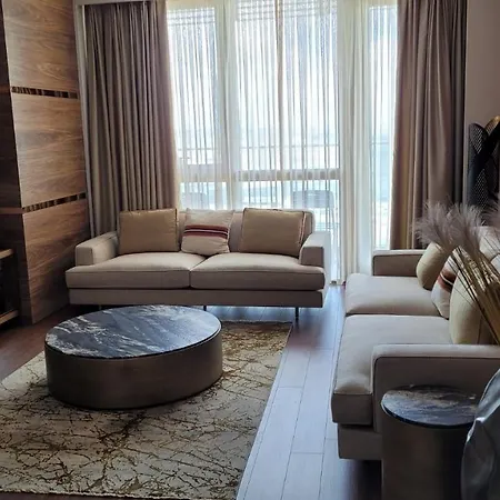 High -monthly Rental- Mall Of * İstanbul
