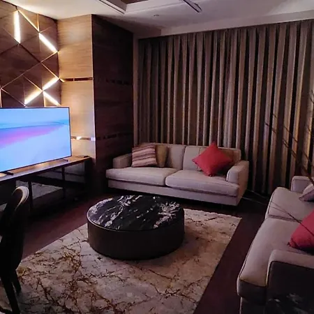 High -monthly Rental- Mall Of İstanbul